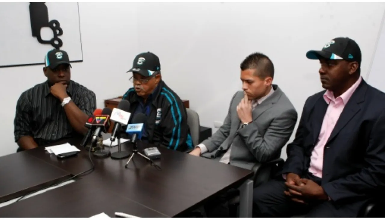 Rueda_de_prensa_2012