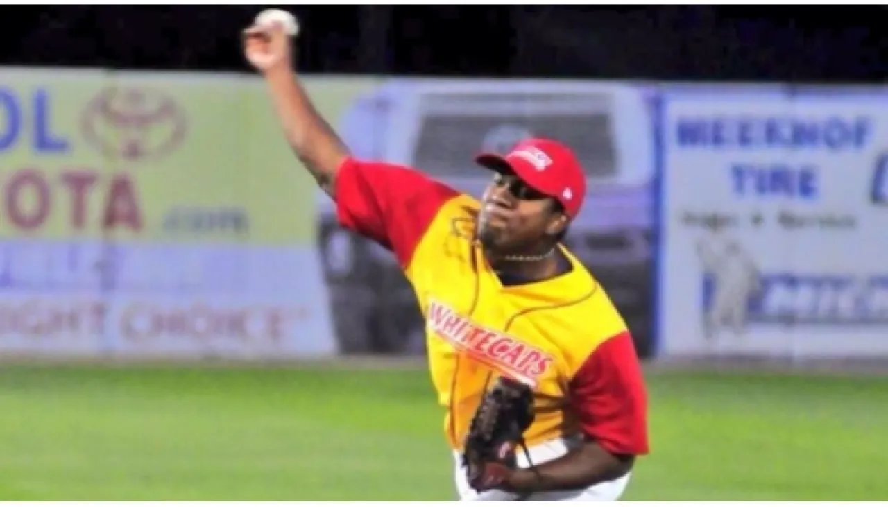 Nesbitt_whitecaps
