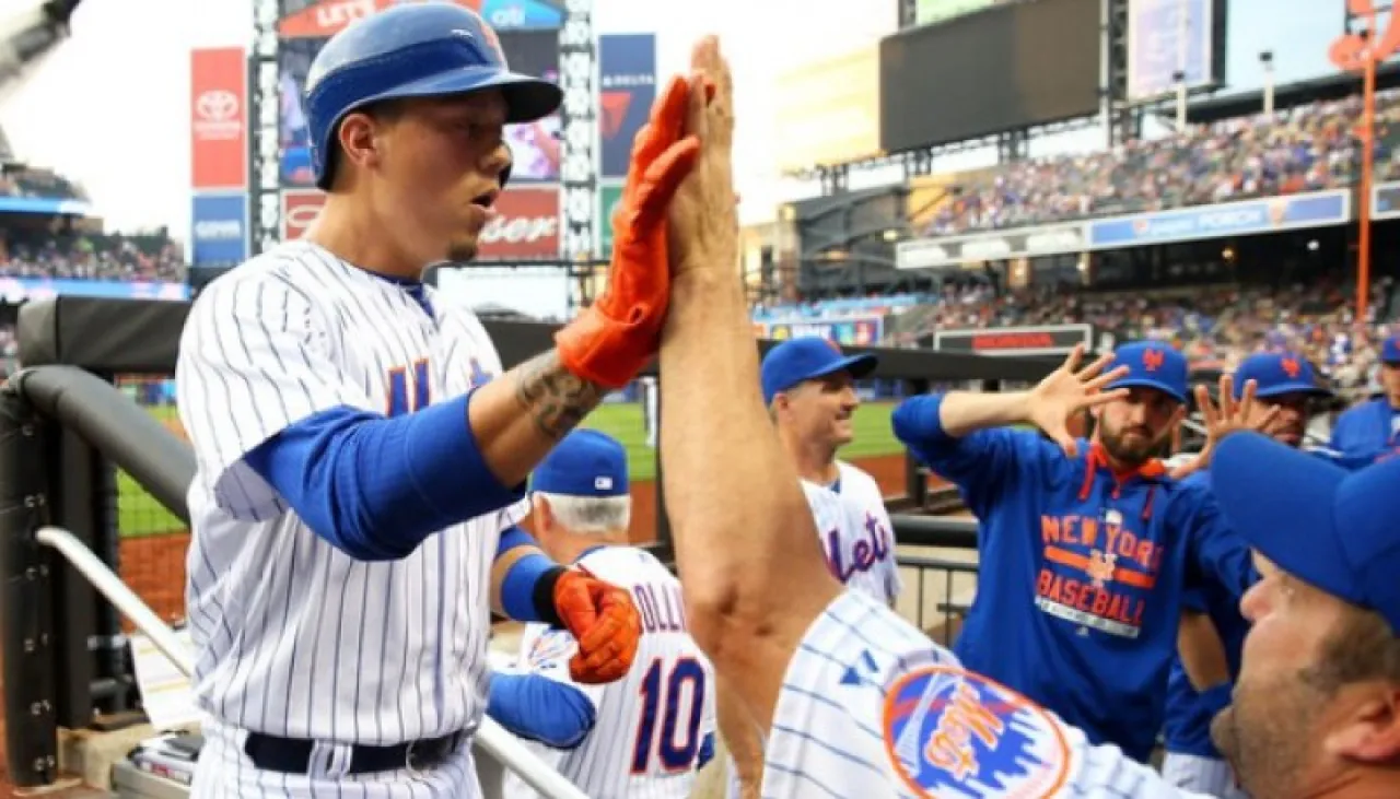 Wilmer+Flores+Atlanta+Braves+v+New+York+Mets+Tztn6509c3vl