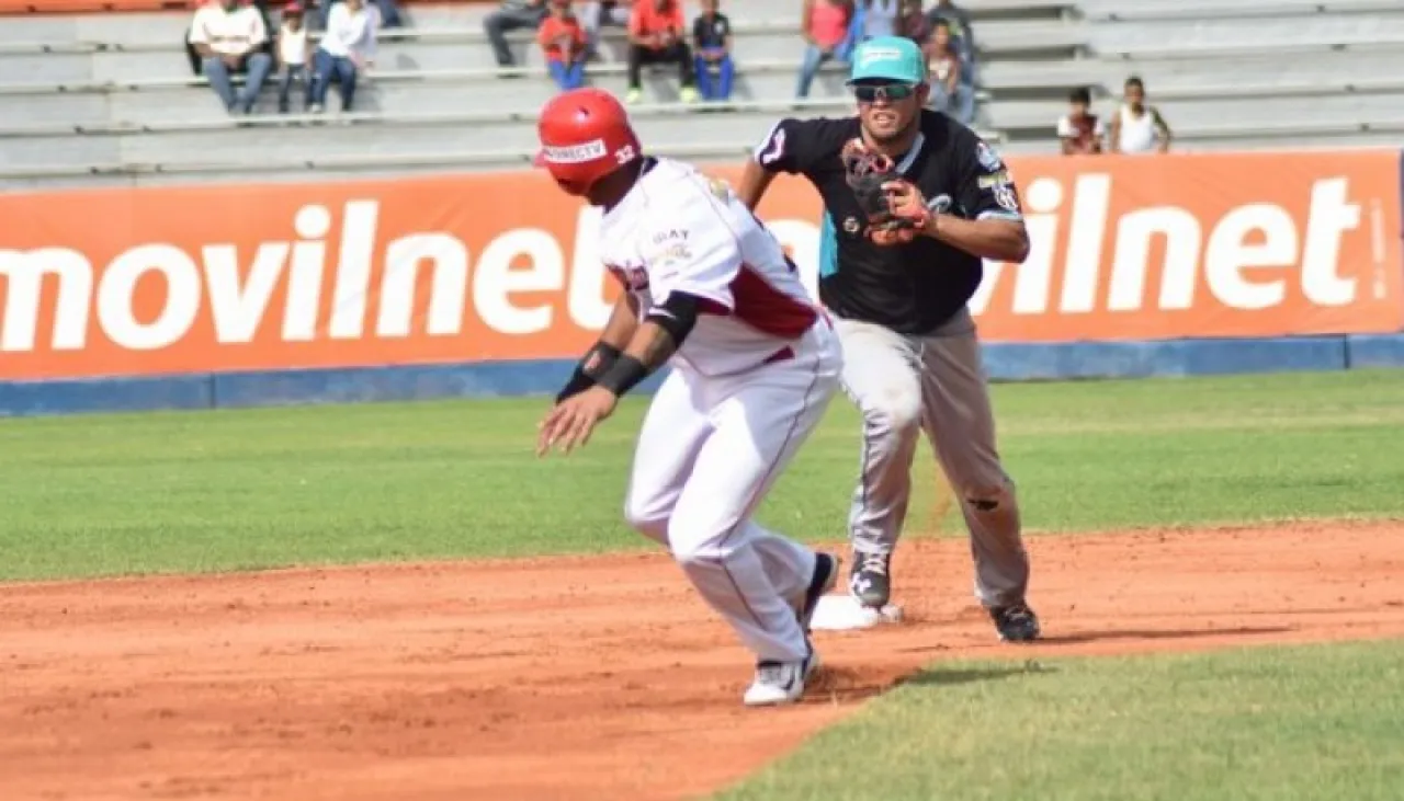 JUGADA DE BRAVOS (1) (Copiar)