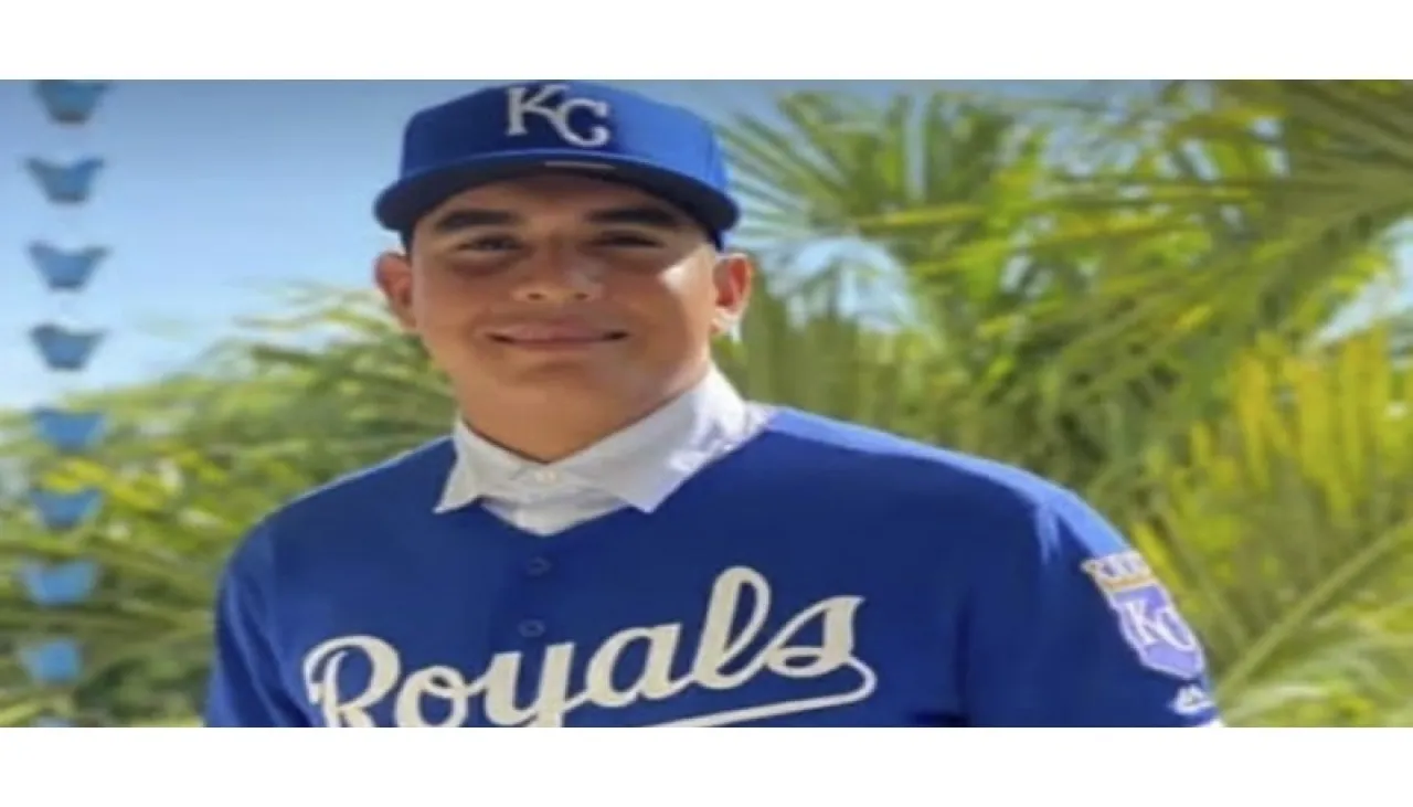 JUNIOR MARÍN KANSAS CITY